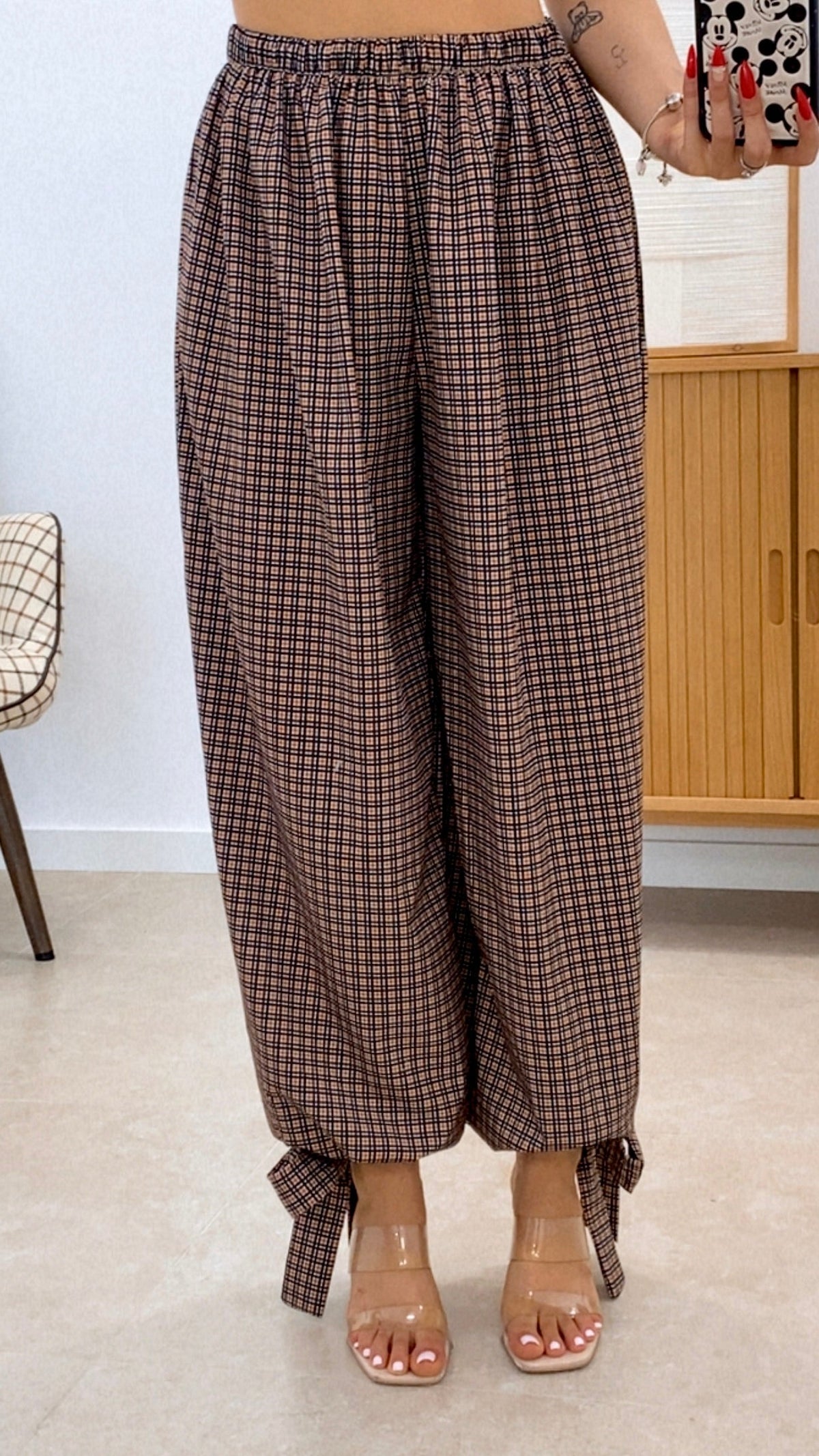 PANTALÓN BAJO LAZO CUADRITOS