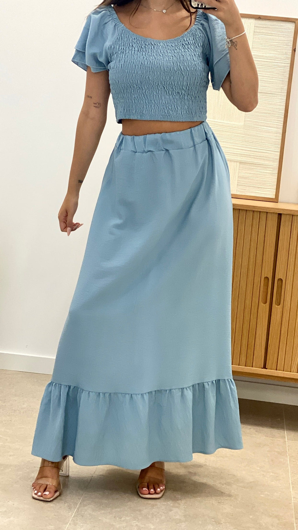 CONJUNTO TOP MANGA VOLANTES  Y FALDA LARGA