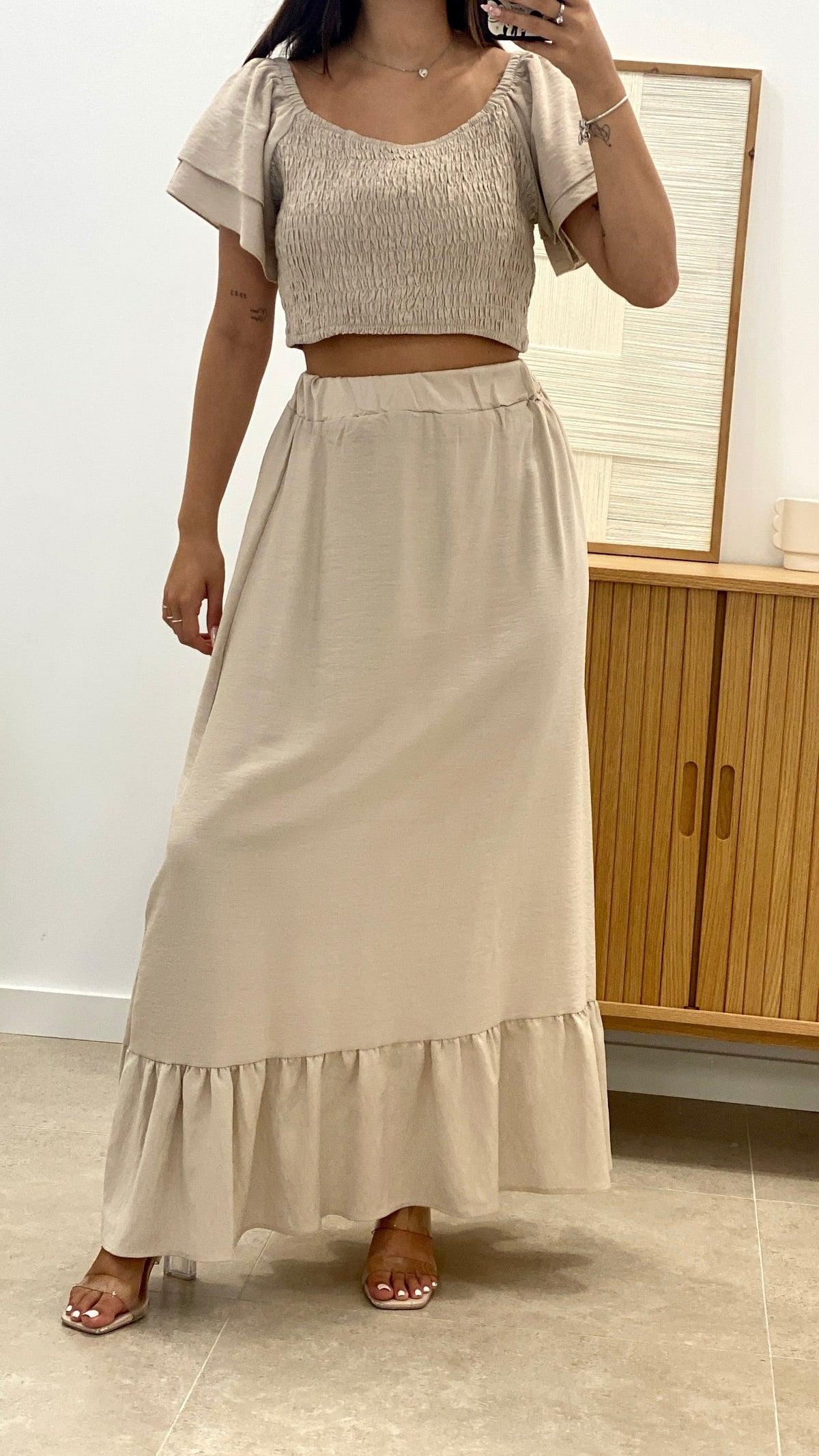 CONJUNTO TOP MANGA VOLANTES  Y FALDA LARGA