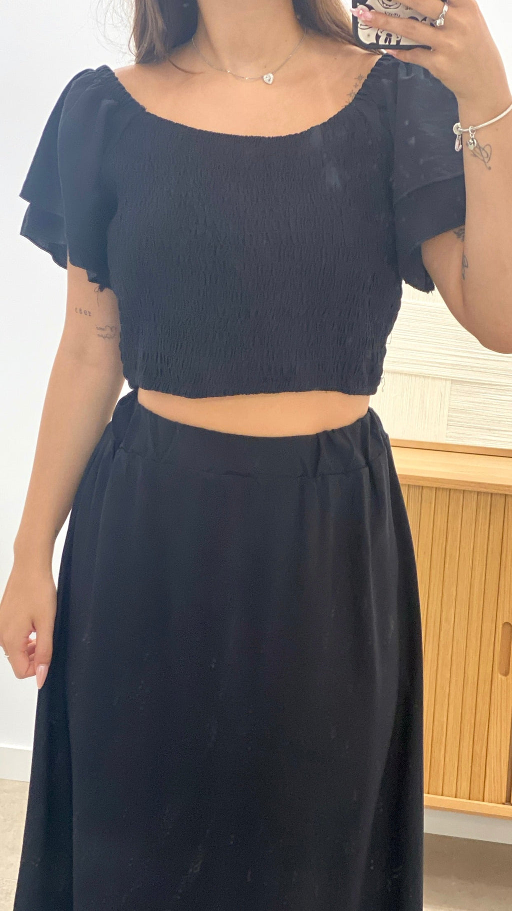 CONJUNTO TOP MANGA VOLANTES  Y FALDA LARGA
