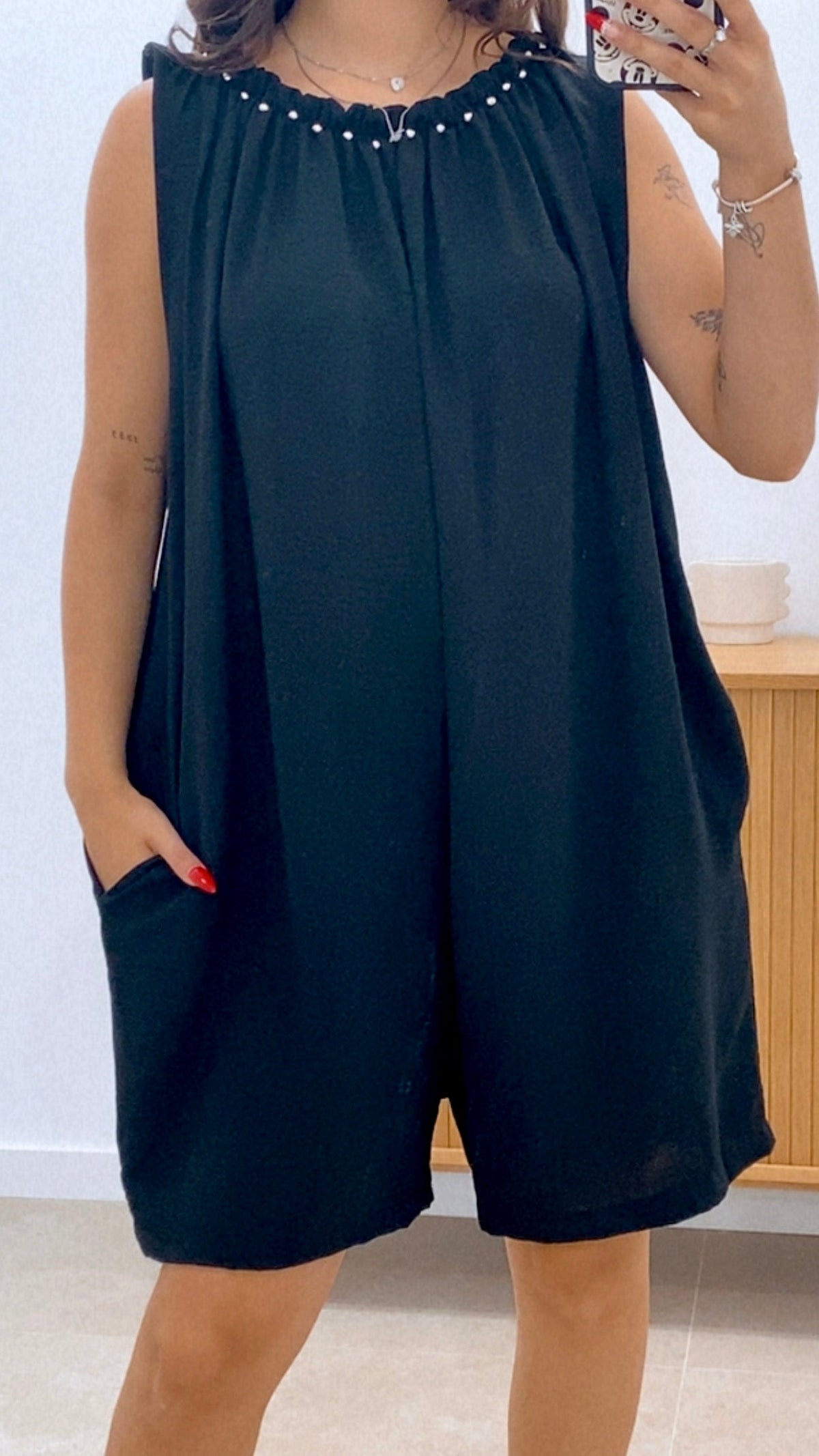 MONO CUELLO TACHAS