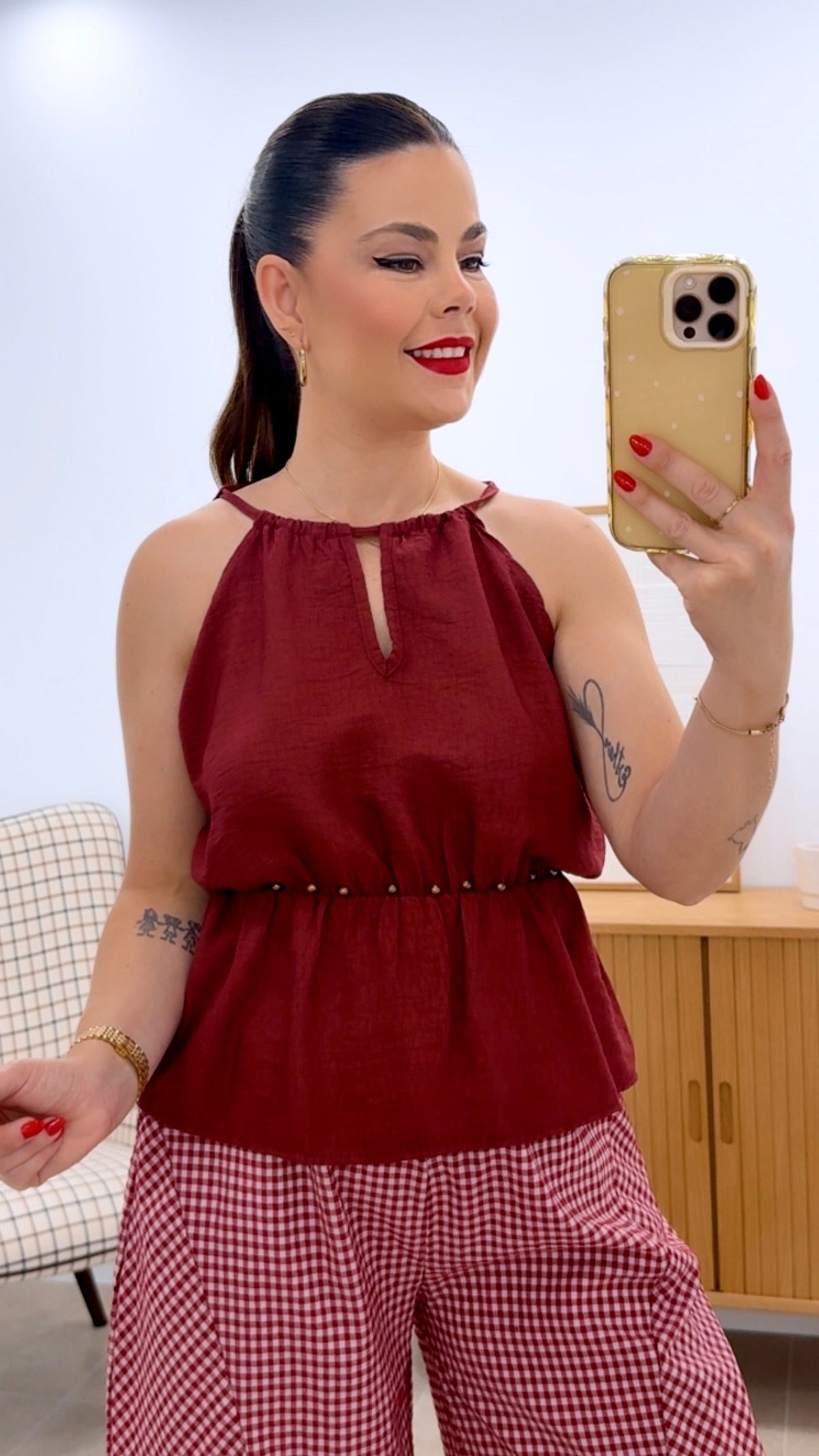 CAMISETA CINTURA ENGOMADA SIN MANGAS