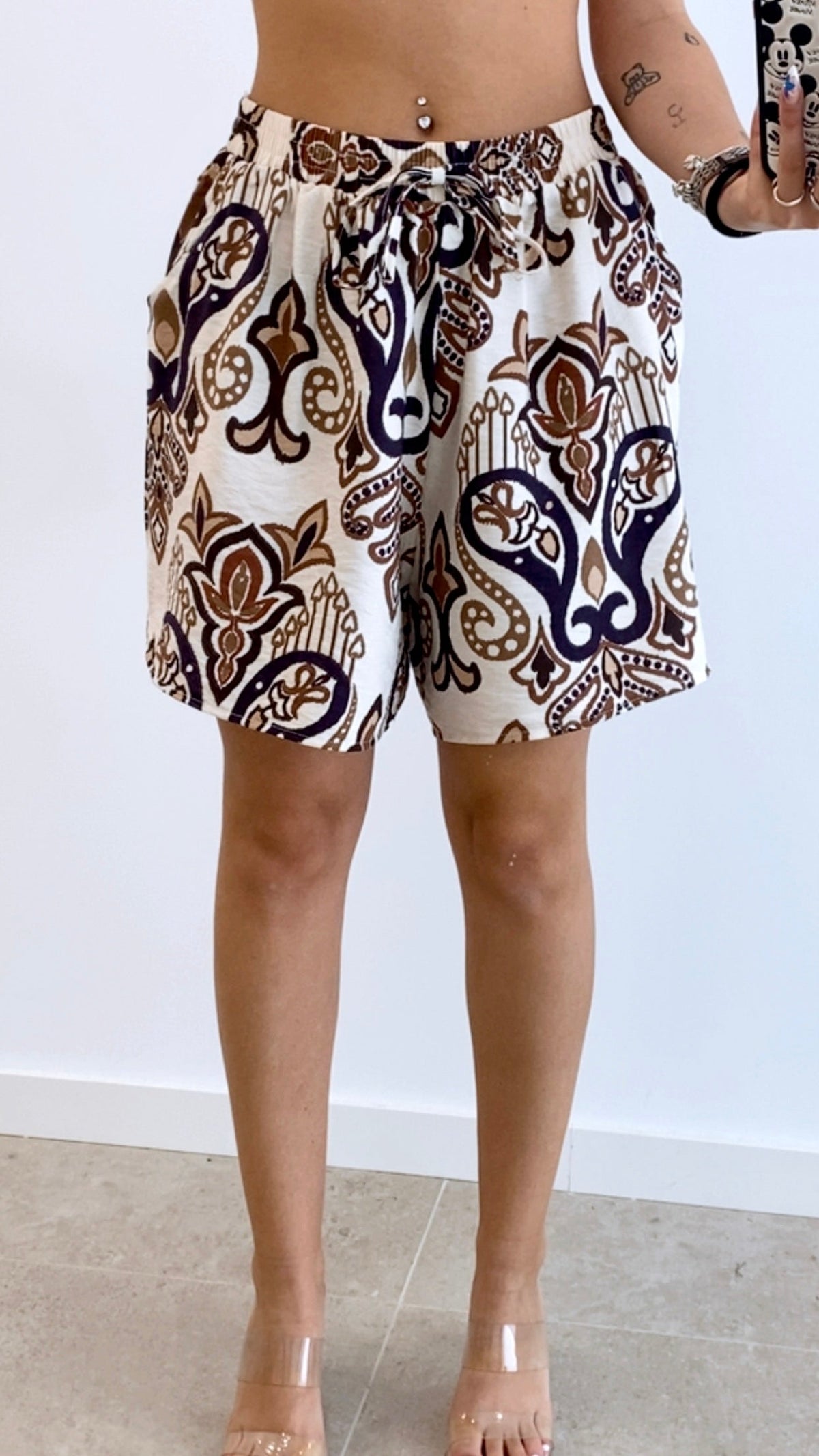SHORT ESTAMPADO CINTURA ENGOMADA