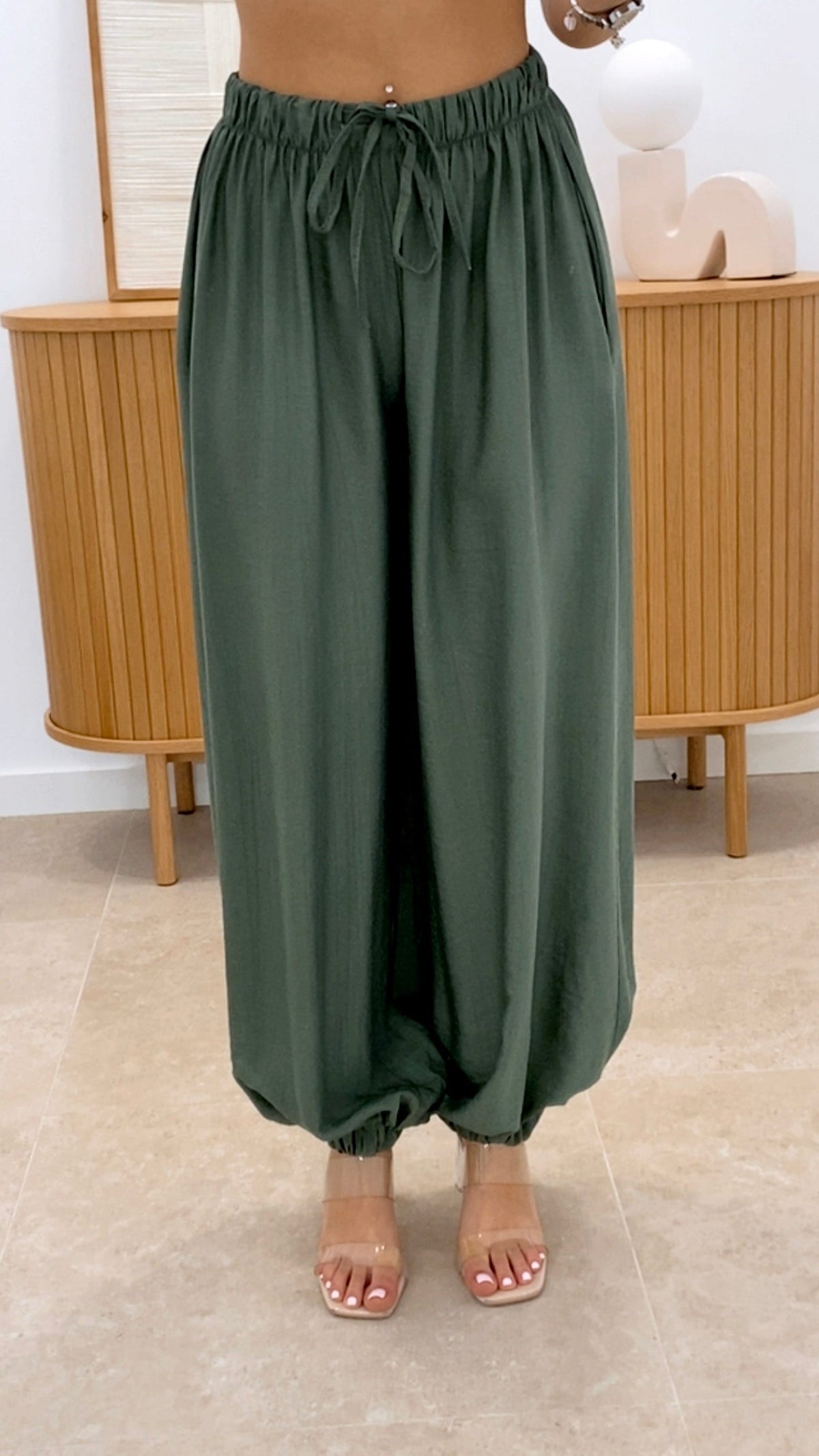 PANTALÓN LISO BOMBACHO