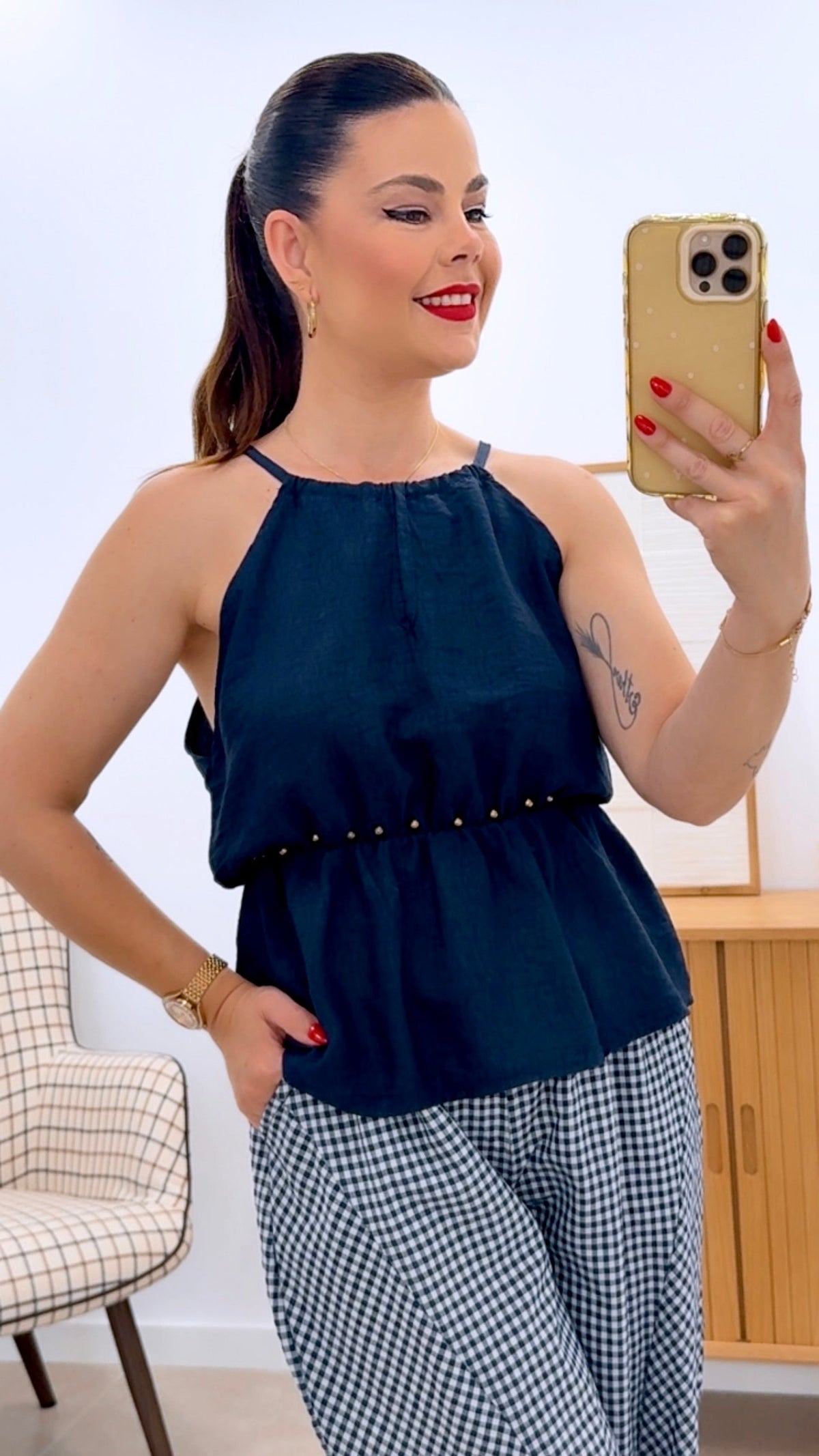 CAMISETA CINTURA ENGOMADA SIN MANGAS