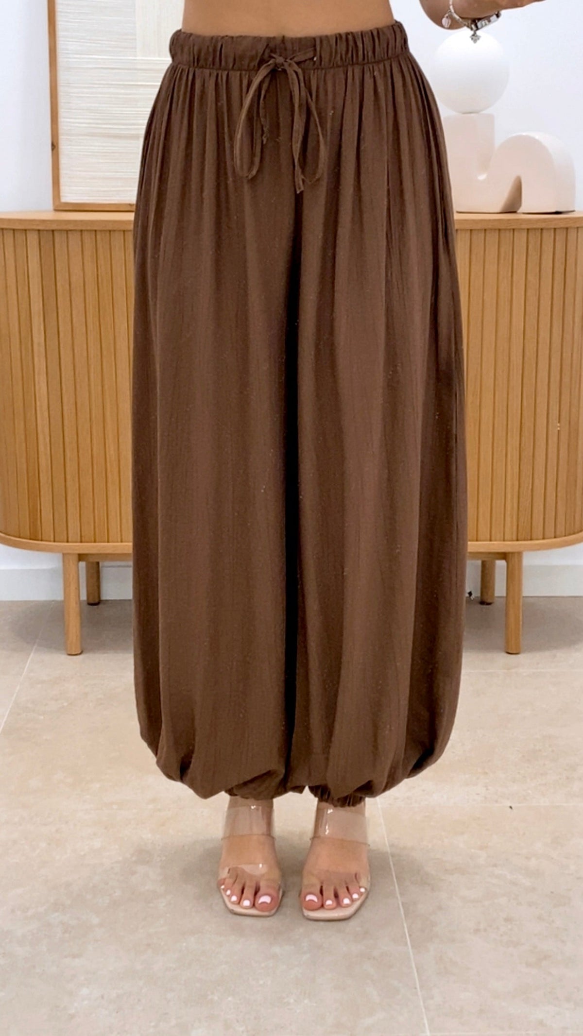 PANTALÓN LISO BOMBACHO