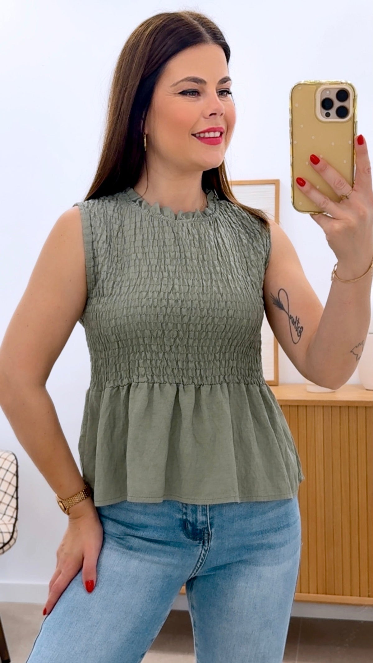 CAMISETA NIDO SIN MANGAS