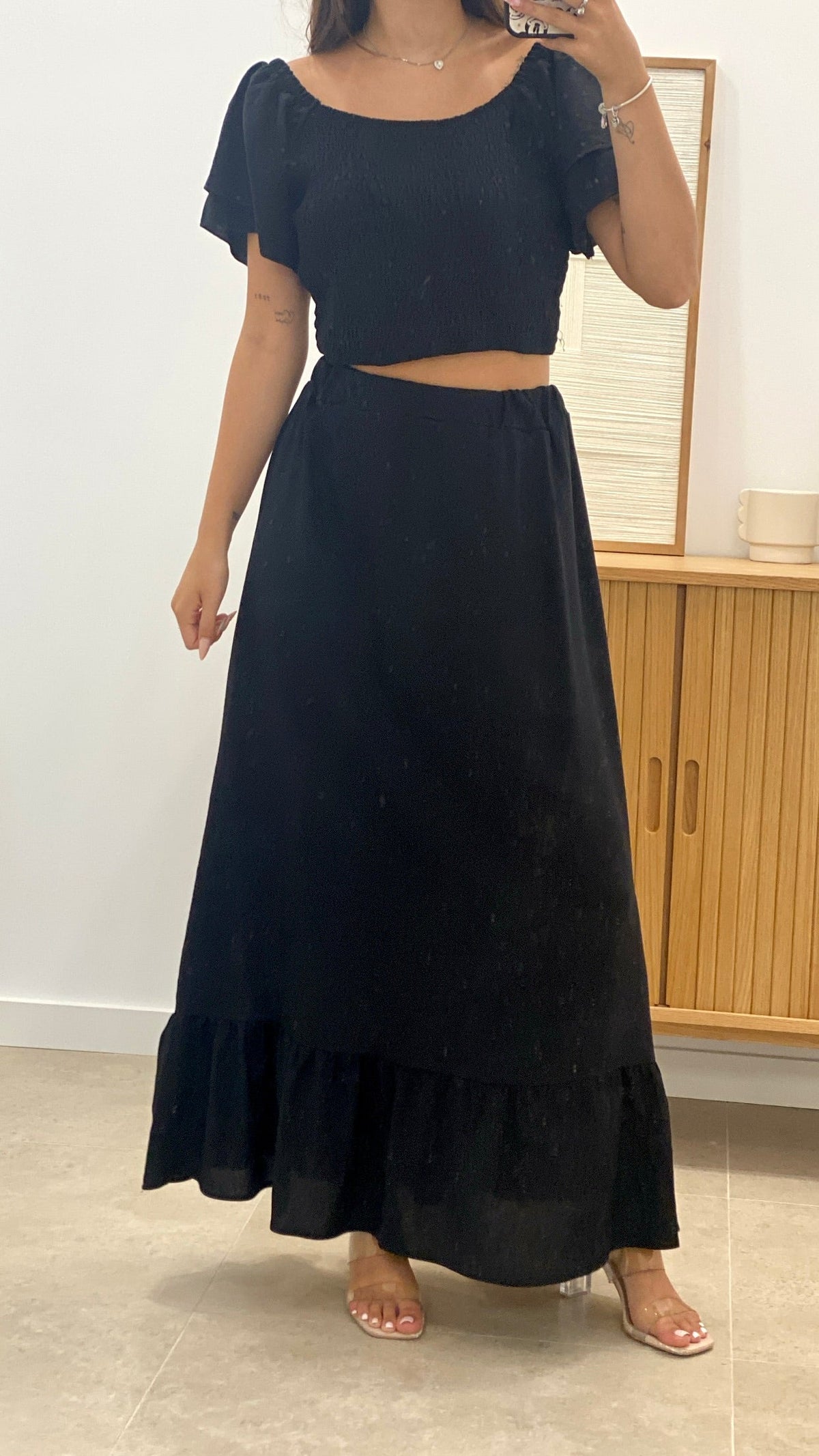 CONJUNTO TOP MANGA VOLANTES  Y FALDA LARGA