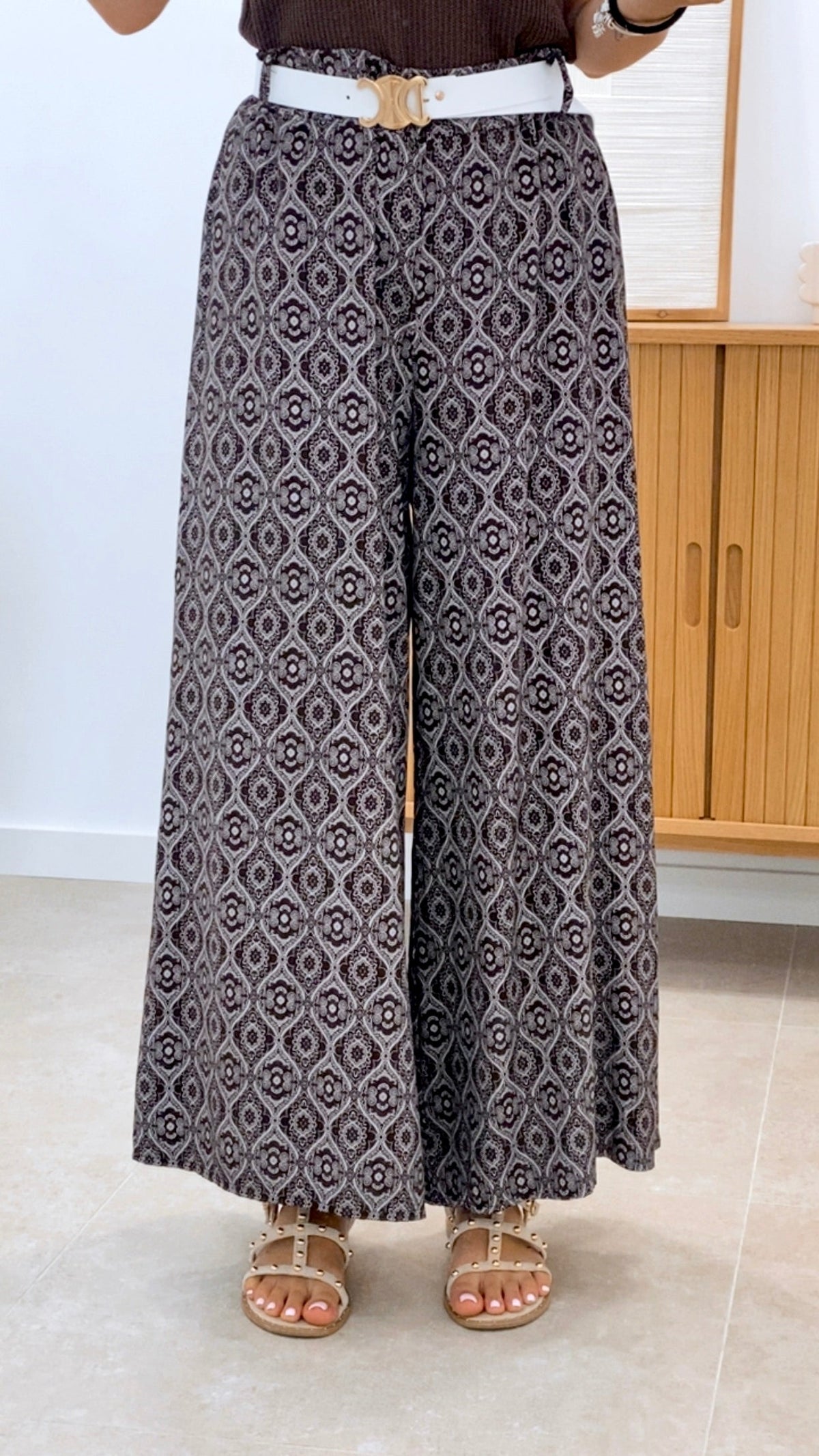 PANTALÓN PALAZZO ESTAMPADO + CINTURÓN