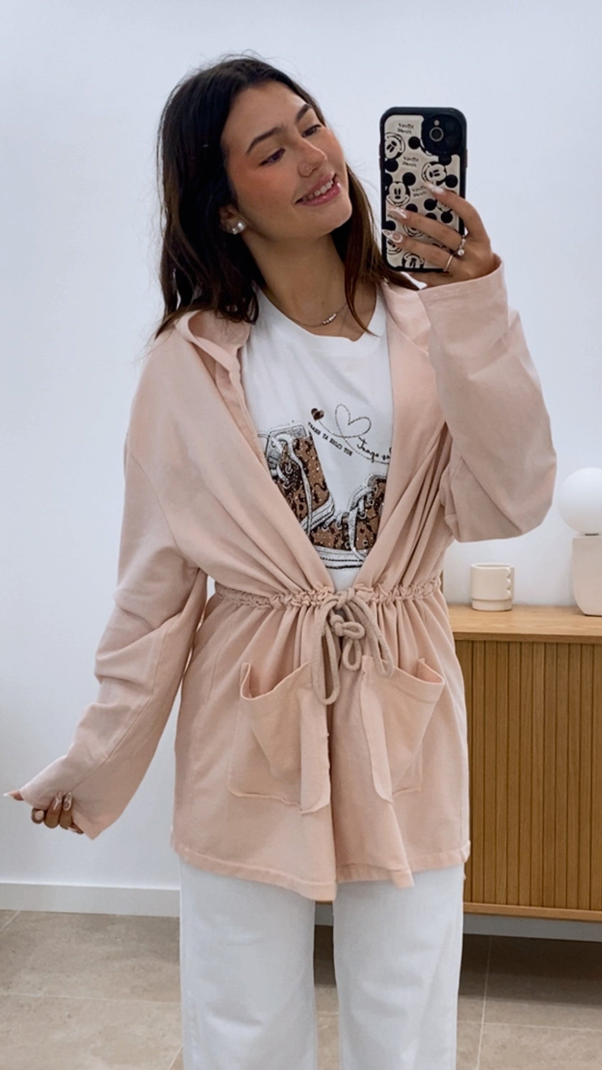 CHAQUETA CAPUCHA CORDÓN CINTURA