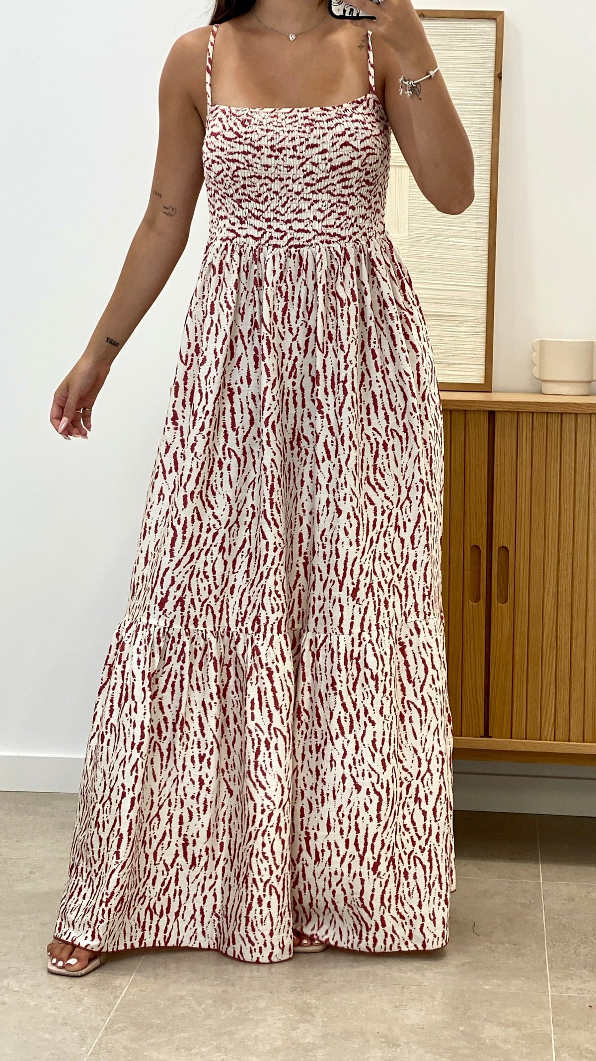 VESTIDO ESTAMPADO DE TIRANTES REGULABLES
