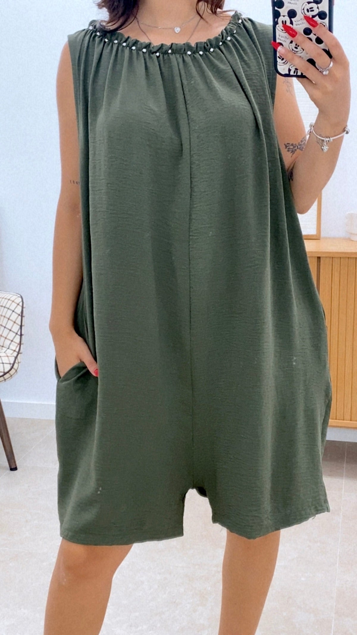 MONO CUELLO TACHAS