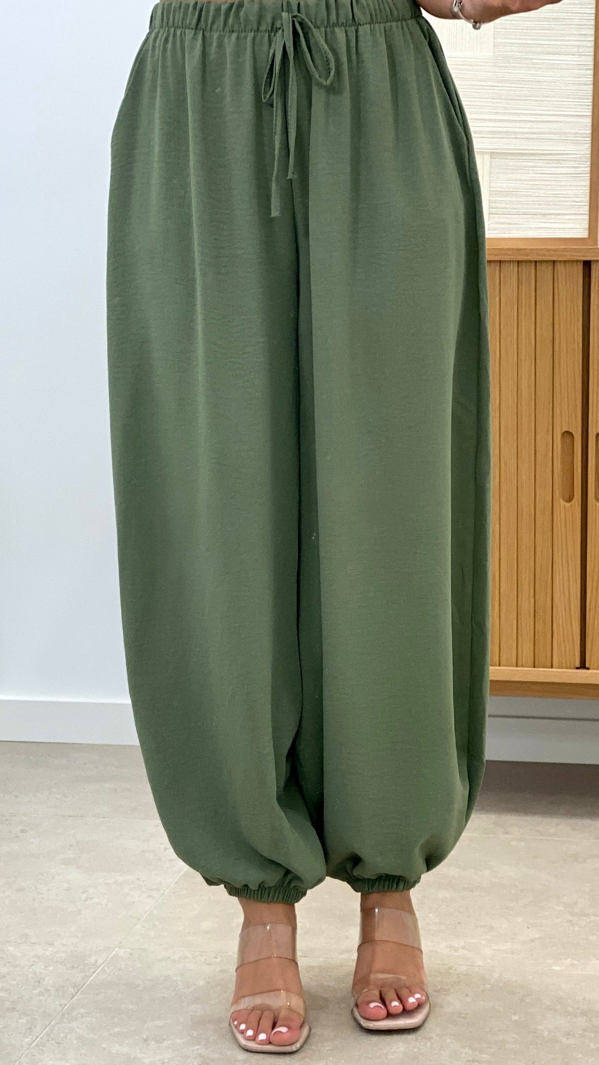 PANTALÓN KINSABOM