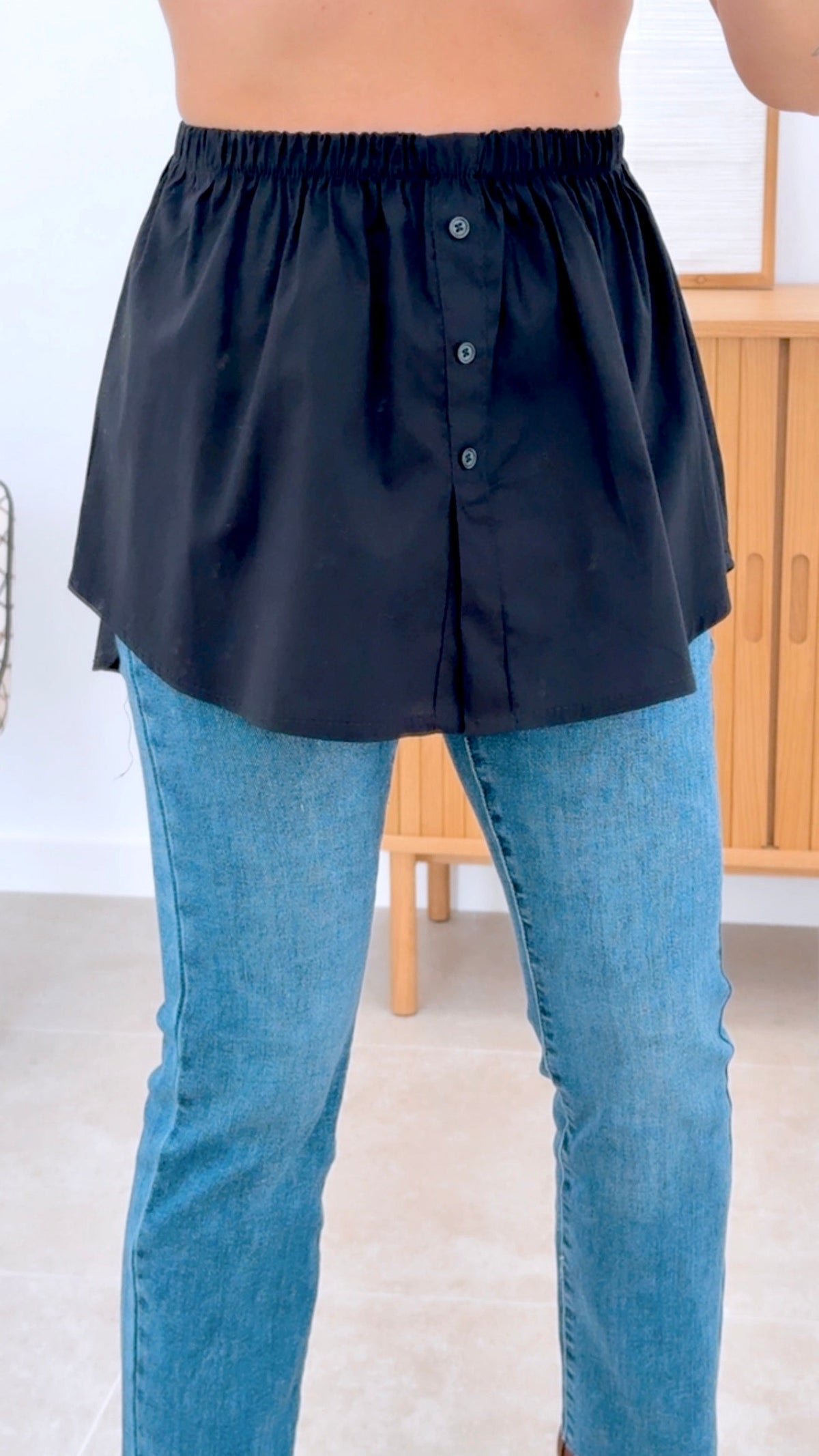 BAJO CAMISA